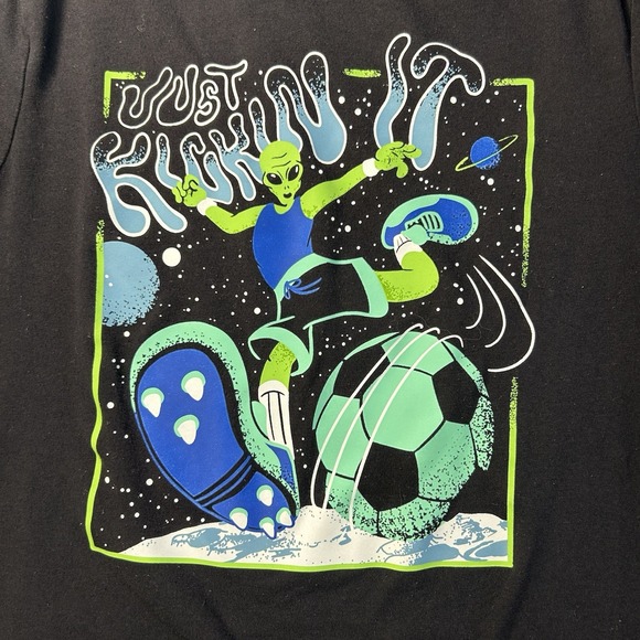 Nike, Tek Gear, T-Shirt Alien Soccer Graphic Size M 10/12 Black Boys - Picture 4 of 16